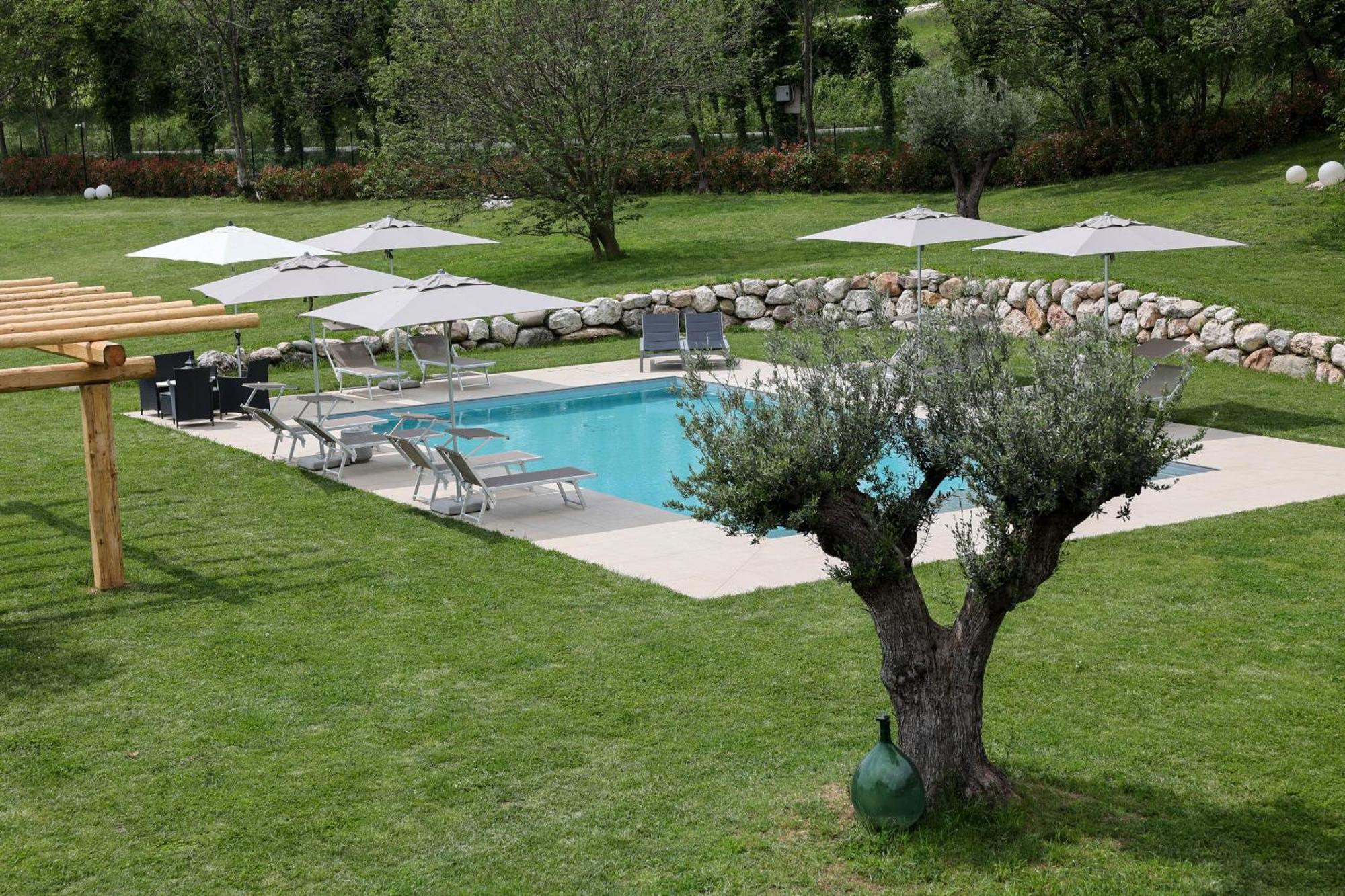 Bed And Breakfast Le Giale Castelnuovo del Garda Dış mekan fotoğraf